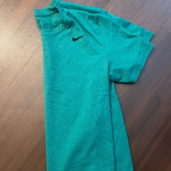Nike dri-fit tee - Turquoise/green, M - Picture 3 of 4